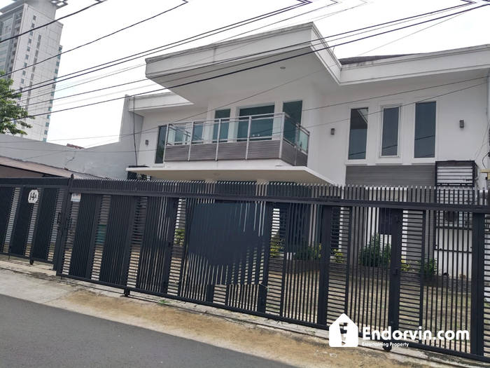 Di sewa rumah di kawasan Cipete dekat ke Antasari