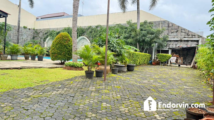 Jual Rumah Exclusive + Kavling Area Tebet Jakarta Selatan 