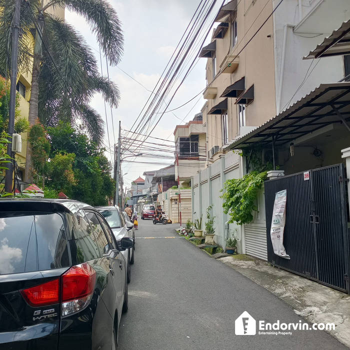 Dijual rumah kost aktif di kawasan Slipi Jakarta Barat 