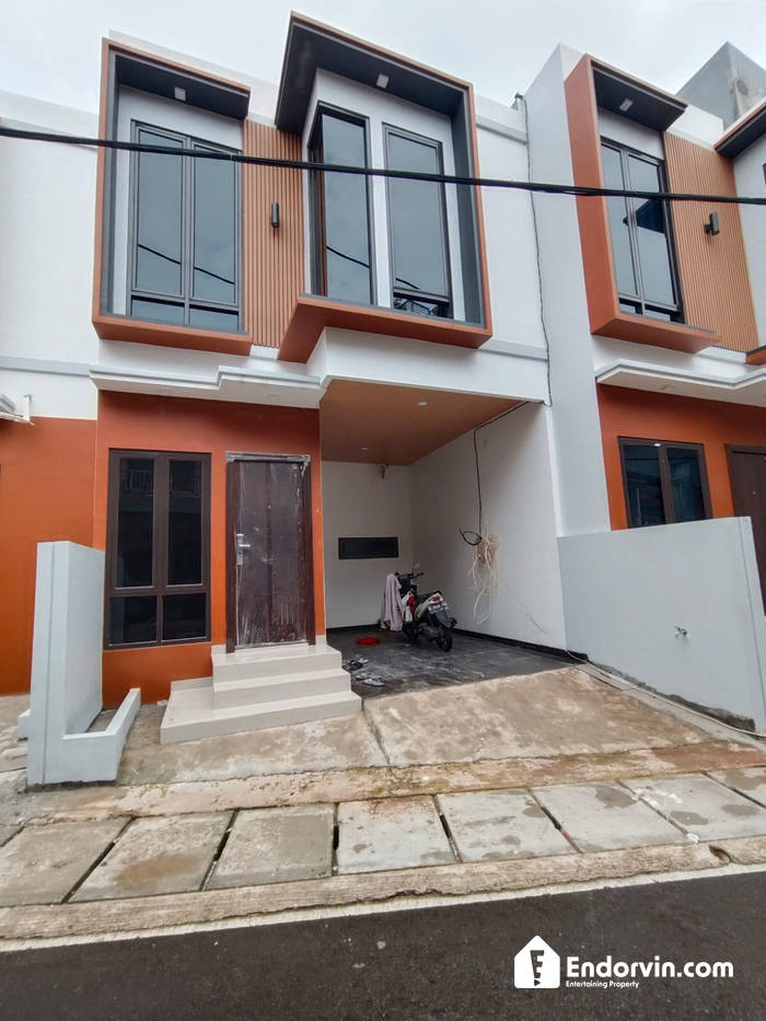 Dijual 2 Ruko / Rukan  3.5 lt Baru Siap pakai Harga 3,5 M