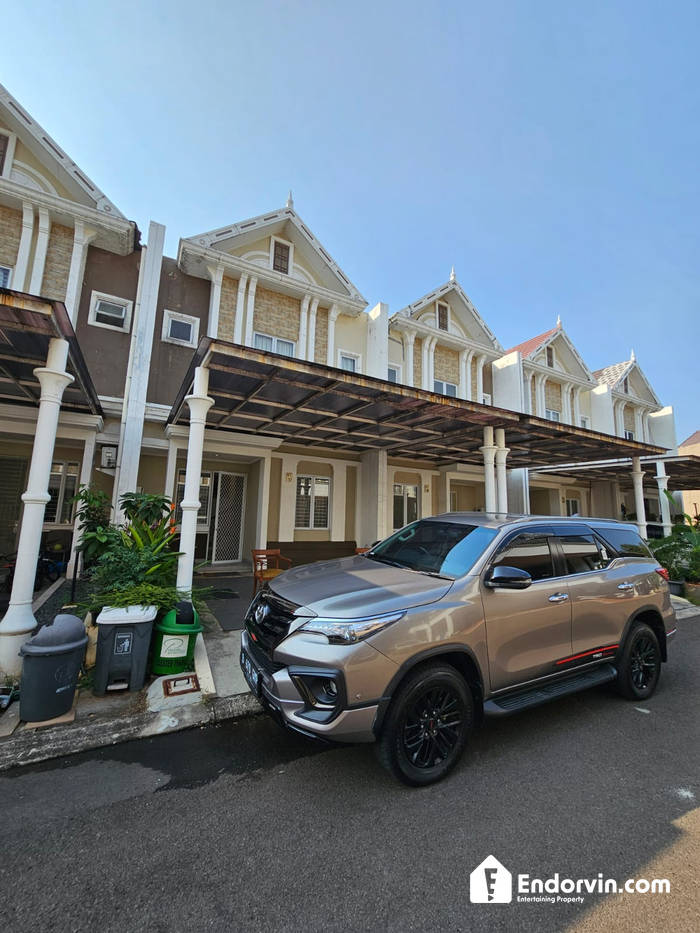 DISEWAKAN RUMAH DALAM CLUSTER SOUTH THAMES di JAKARTA GARDEN CITY CAKUNG JAKARTA TIMUR