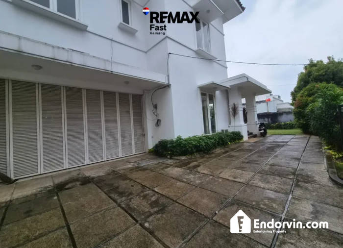 DISEWAKAN! RUMAH MEWAH CIPETE SELATAN