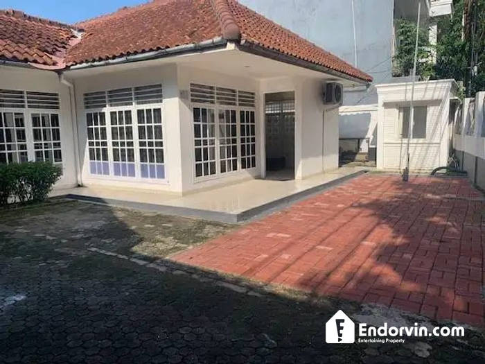 DISEWA KAN RUMAH LUAS BISA BUAT KANTOR DAERAH KEBAGUSAN JAKSEL