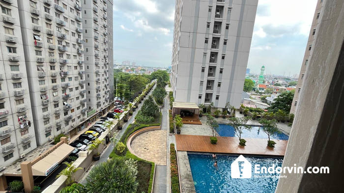 Disewa Apartemen Oak Tower B Studio View Pool yang Jarang Kosong di Pulo Gadung