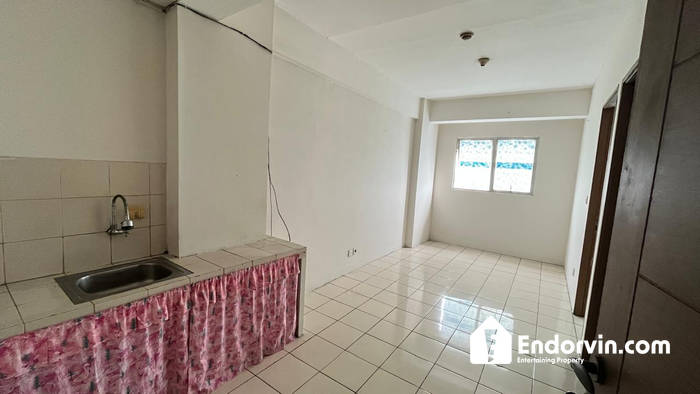 Disewakan 2 Bedroom Unfurnish - Lantai 7, Pool, Playground, Pulo Gadung