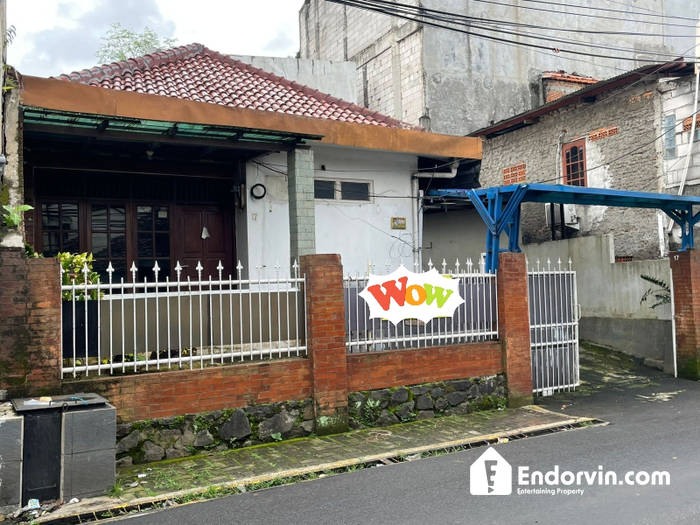 Dijual Rumah Tua ‎Hitung Tanah Daerah Jati Padang
