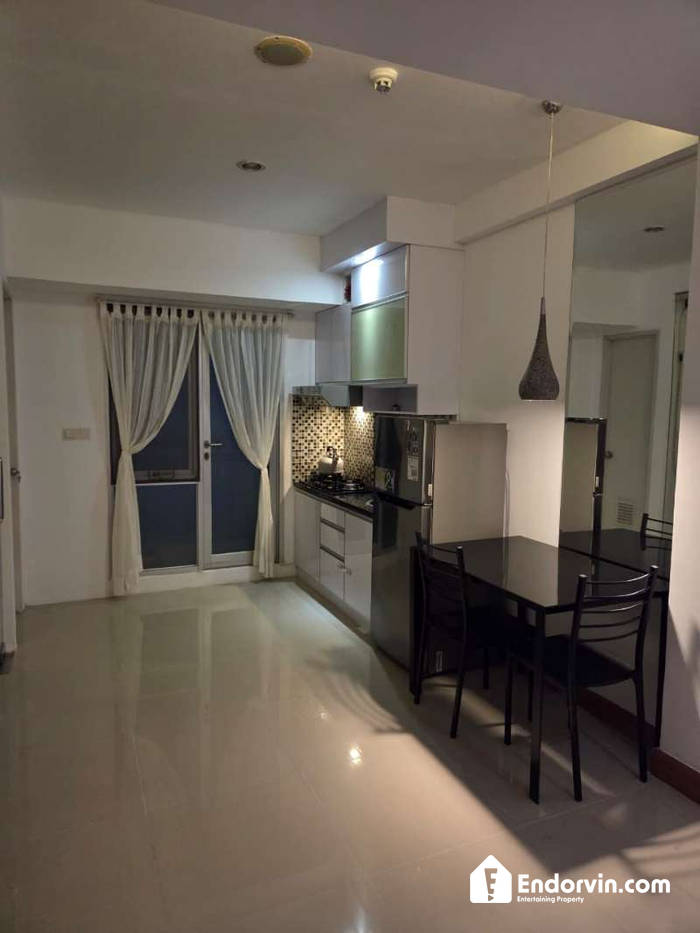 Disewakan 2 BR Oak Tower B Pulo Gadung - Lantai 12, View Jalan, Siap Huni