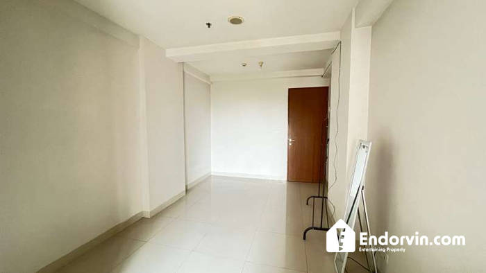 Disewakan Studio Unfurnish Oak Tower B - Lantai 5, View Kolam Renang, Pulo Gadung