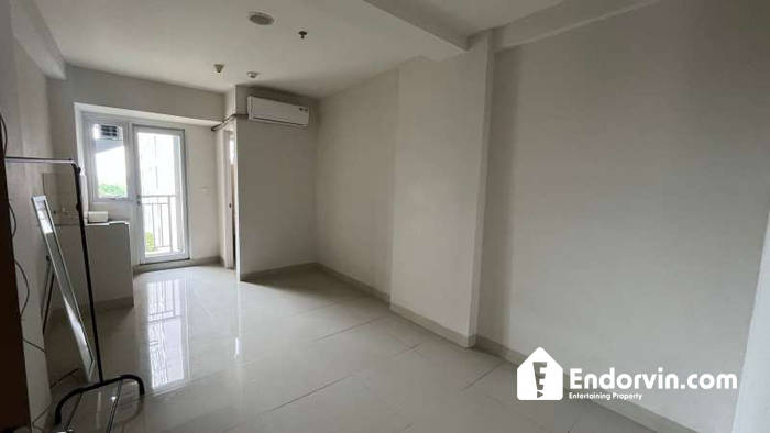 Disewakan Studio Oak Tower B – Dekat Busway & Terminal Pulo Gadung, Unfurnish, Lt. 5