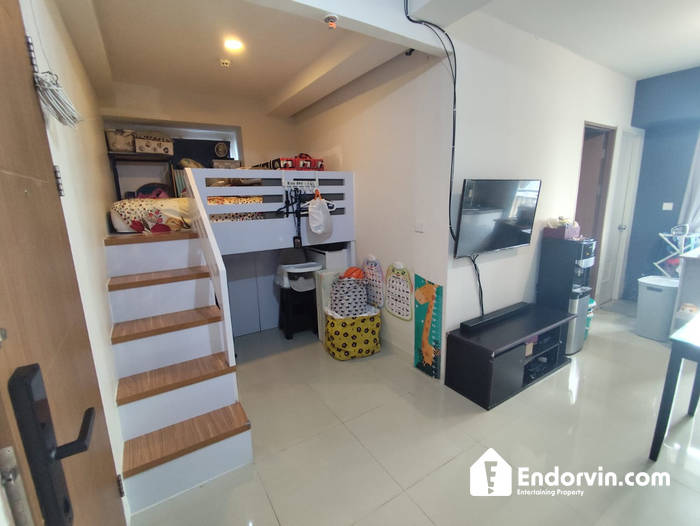 Disewakan Oak Tower B 2BR Full Furnish – View Kolam Renang yang Menenangkan Pulo Gadung