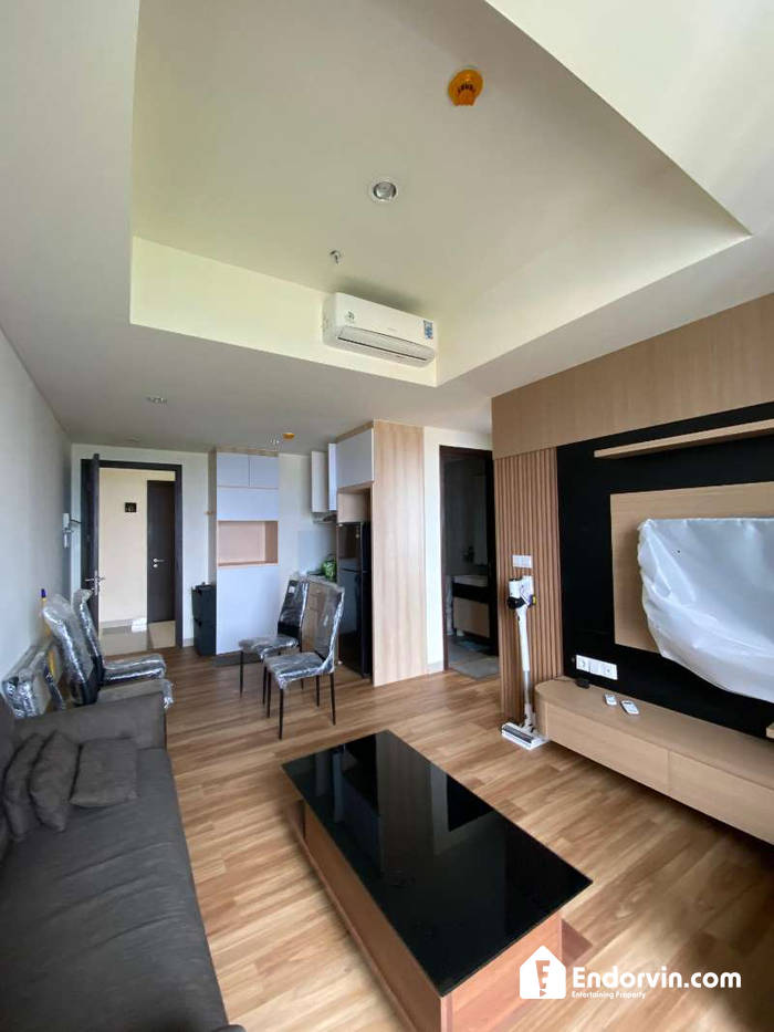 DISEWAKAN APARTEMN MEWAH TIPE 2 BR VIEW JALAN