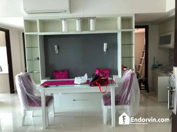 Disewakan 2 BR Apartemen The Kensington Lantai 11 – Apartemen Premiun Jakarta Utara
