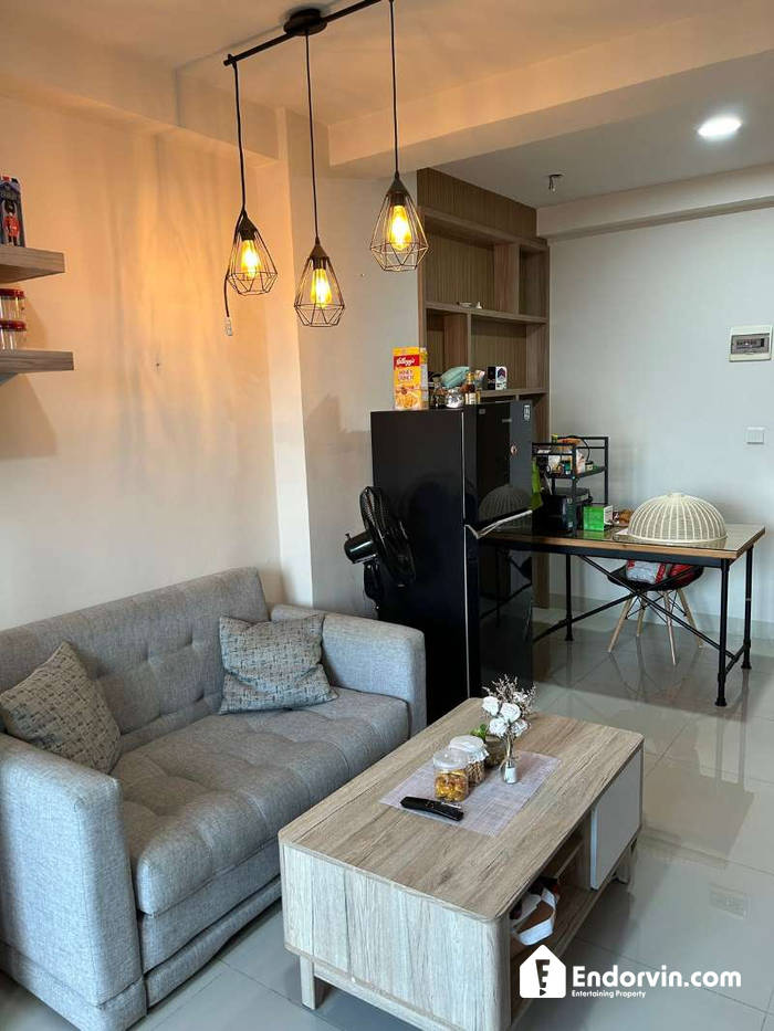 Dijual 2BR Full Furnish Oak Tower B – Lt. 10, Hadap Selatan, Sky Garden, Pool,Siap Huni