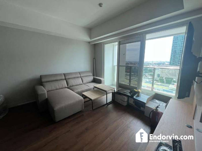 Dijual Apartemen The Kensington Kelapa Gading – 2 Bedroom, Full Furnish, View Kota Gading, Lantai Tinggi