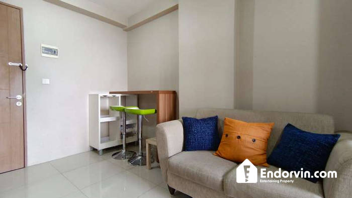 Dijual 2BR Lantai Tinggi Full Furnish –Cocok Keluarga & Investasi, Yield Sewa Tinggi, View Pool, Jaktim