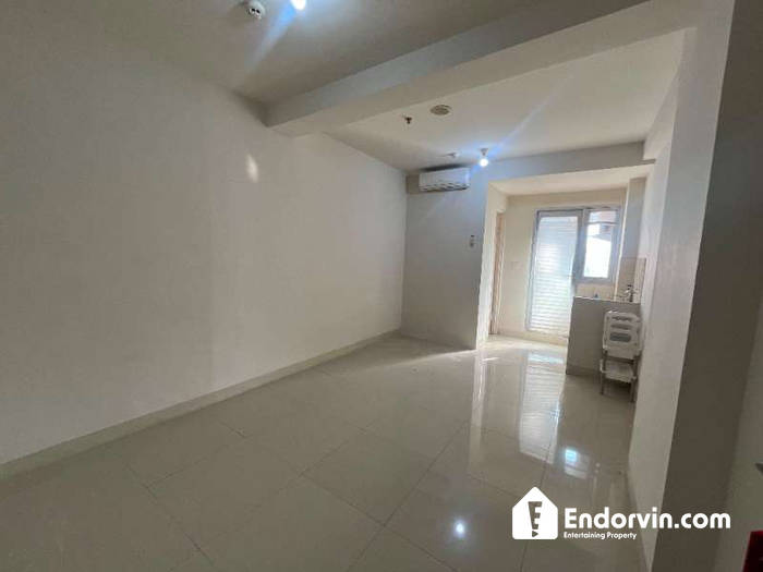 Disewakan Studio Oak Tower B Jaktim – Lantai 15, Unfurnish, Hadap Barat