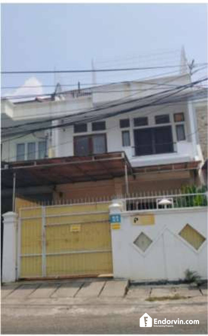 Dijual Rumah 3 Lantai Di Kelapa Gading, Jakarta Utara