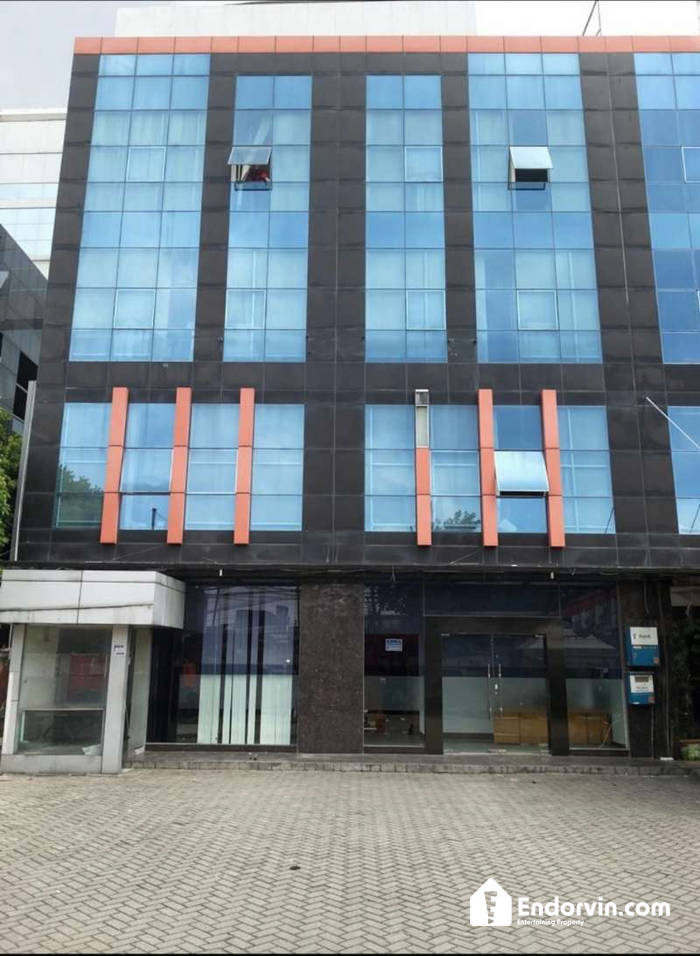 DI SEWA DAN JUAL RUKO LUAS PINGGIR JALAN  COCOK UNTUK OFFICE DAERAH KEBON JERUK