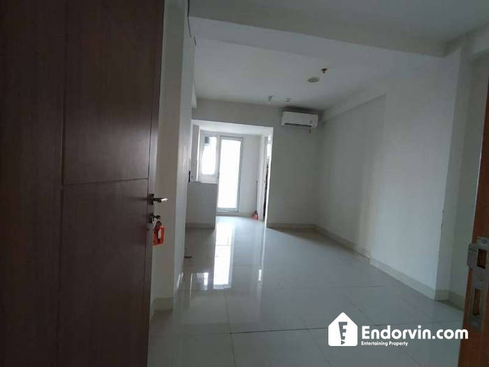 Disewakan Studio Unfurnish Lantai 11 -View Pool Arah Utara, Apartemen Oak Tower Pulo Gadung