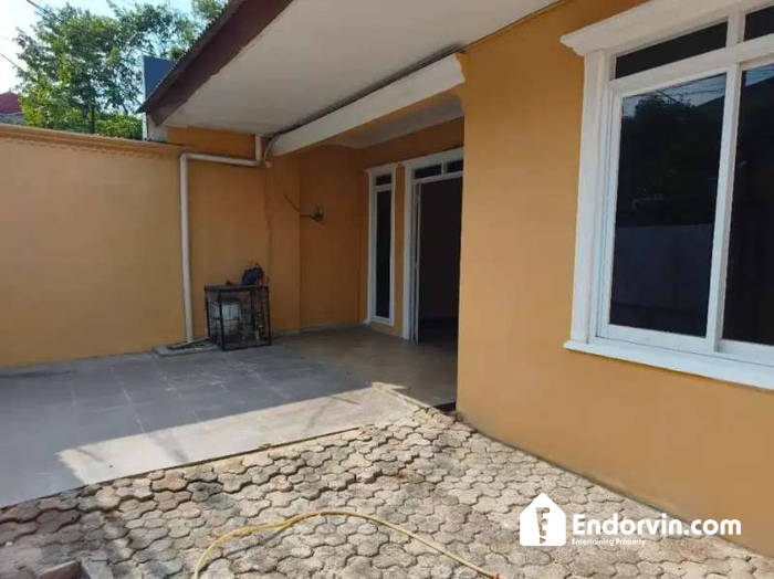 DISEWAKAN RUMAH BISA UNTUK HUNI DAN KANTOR DAERAH PASAR MINGGU JAKSEL