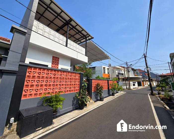 Dijual Rumah Relatif Baru Di Duren Sawit