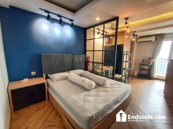 Disewakan Studio Lantai Tinggi Oak Tower B – Full Furnish, View Kolam, Pulo Gadung
