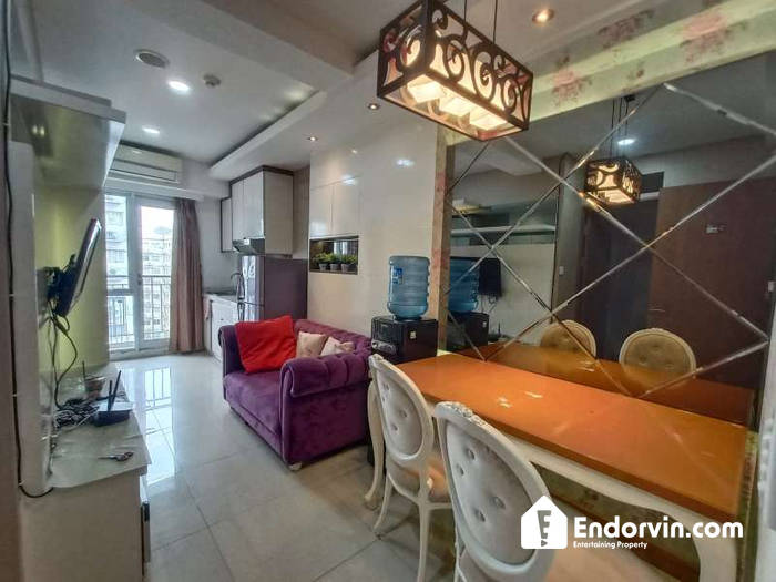 DISEWAKAN 2BR FULL FURNISH OAK TOWER LT 12 – VIEW JALAN, DEKAT LRT PULO MAS, PULO GADUNG