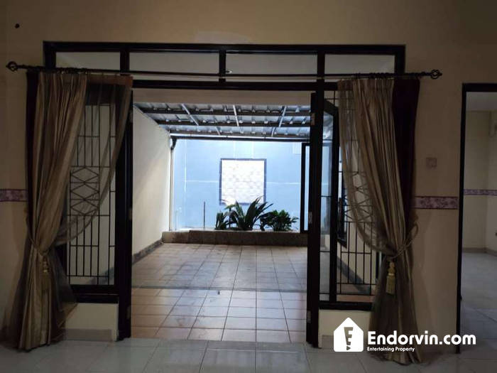 DISEWAKAN RUMAH TOWNHOUSE SIAP HUNI STRATEGIS — KEBAGUSAN, PASAR MINGGU - JAKSEL