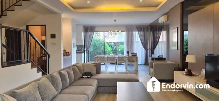 DIJUAL RUMAH TOWNHOUSE KEMANG, JAKARTA SELATAN