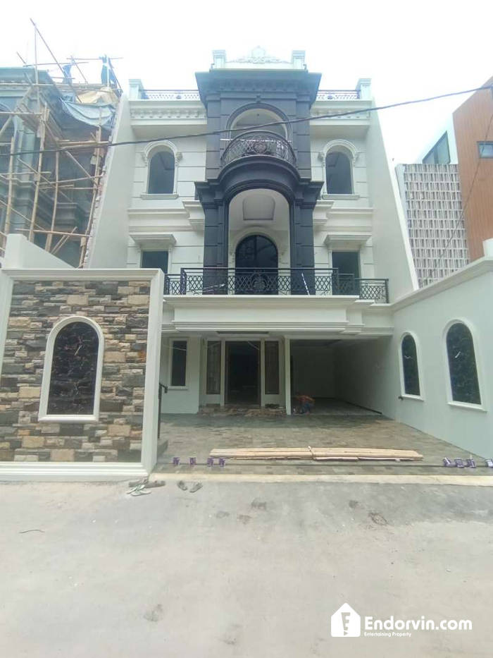Dijual Rumah Brand New 3.5 Lantai Di Area Kebagusan 