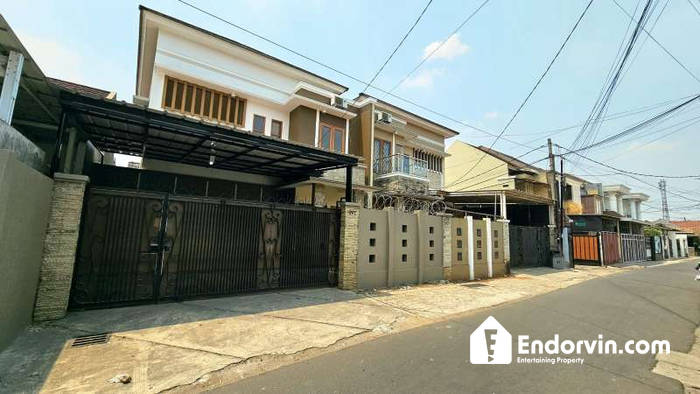 DISEWAKAN — RUMAH SINGLE, RASA CLUSTER! DAERAH JAGAKARSA