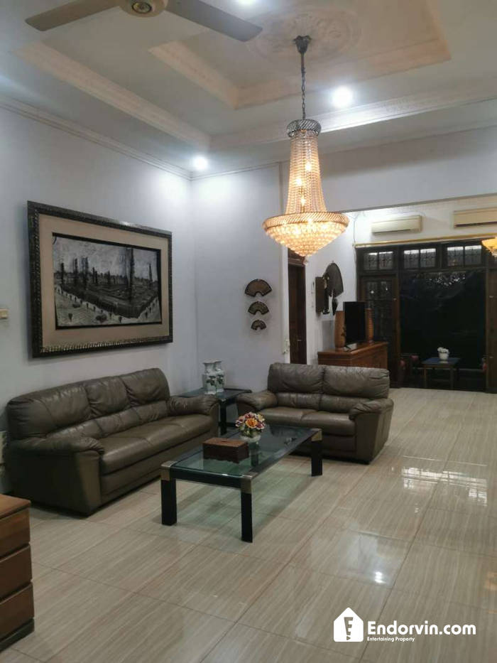 Dijual Rumah Besar 2 Lantai Cempaka Putih Jakarta Pusat